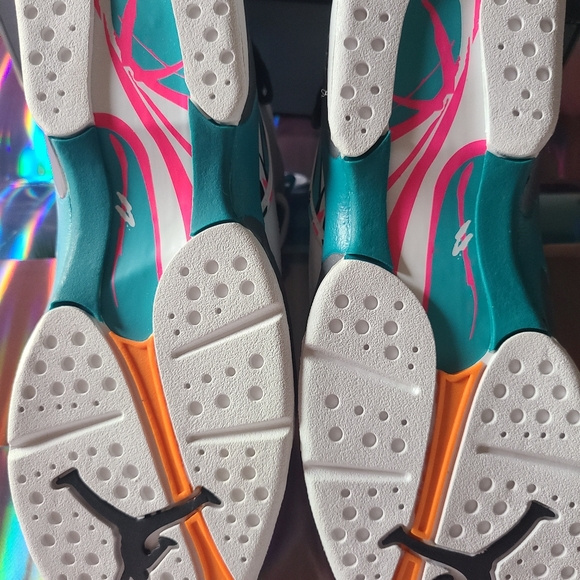 AIR JORDAN VIIIWHITE/TURBO GREEN Size 6.5 Y (Big Boys Size) - Picture 11 of 16